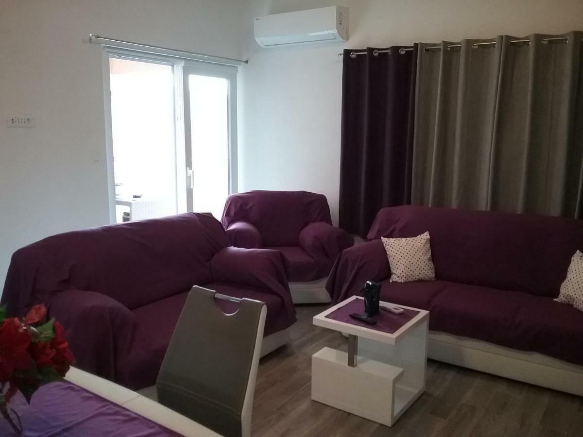 Apartment Willy คอมีชา ภายนอก รูปภาพ