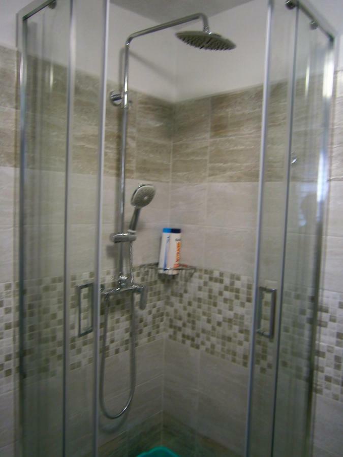 Apartment Willy คอมีชา ภายนอก รูปภาพ